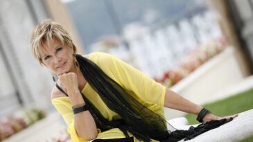 Beyaz perdenin Avrupai yüzü Filiz Akın kimdir