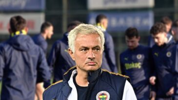 TRANSFER HABERİ – Fenerbahçe’de 3 ayrılık birden! Mourinho o isimleri gözden çıkardı