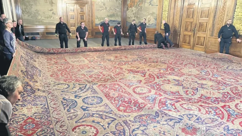 Osmanlı mirası Hereke halısı yeniden Lahey’de